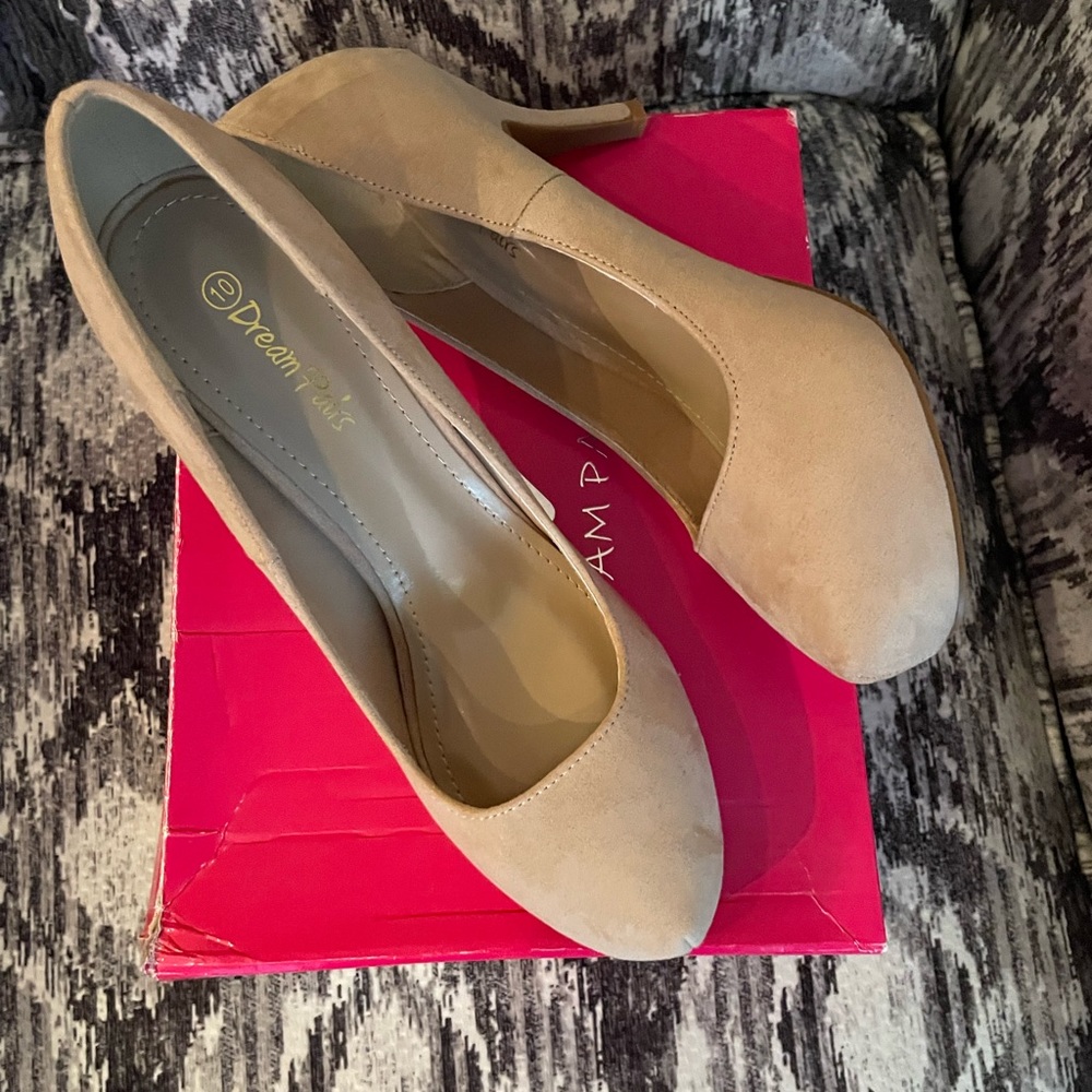 Dream Pairs Heels